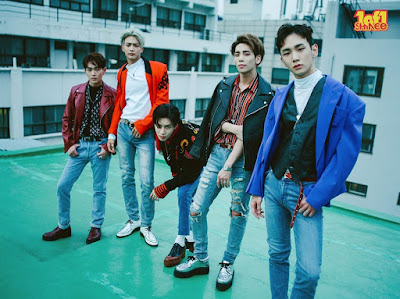 SHINee (샤이니)