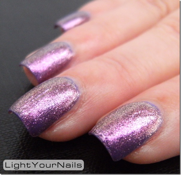 Flormar U15 over Essence Elves Like Lilac