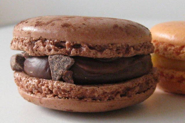 Macaron frances de chocolate