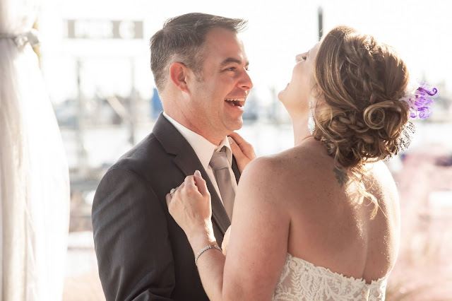 His & Hers Foto Galveston Bride