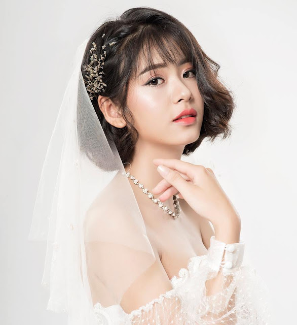 kiểu tóc cô dâu đẹp nhất mùa cưới