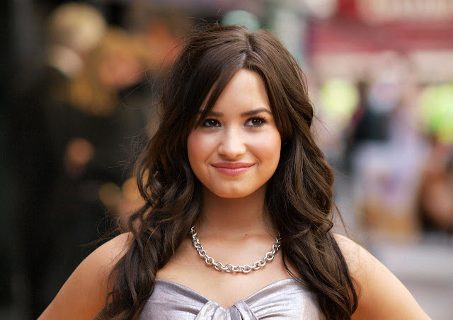 Demi Lovato Singer HD Desktop Wallpaper 009,Demi Lovato HD Wallpaper