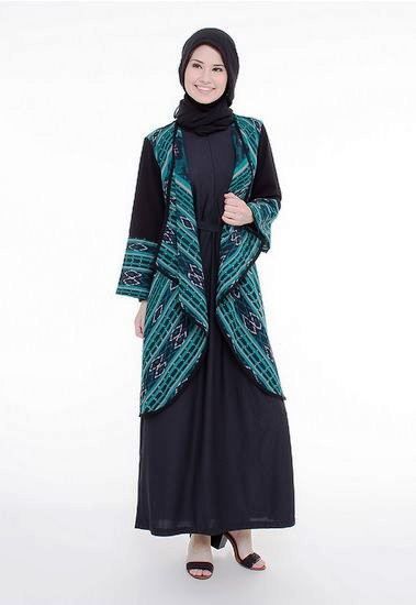  21 model baju  batik pesta untuk  wanita  muslim modern 