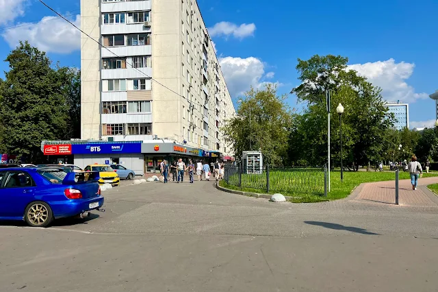 улица Героев Панфиловцев, Химкинский бульвар