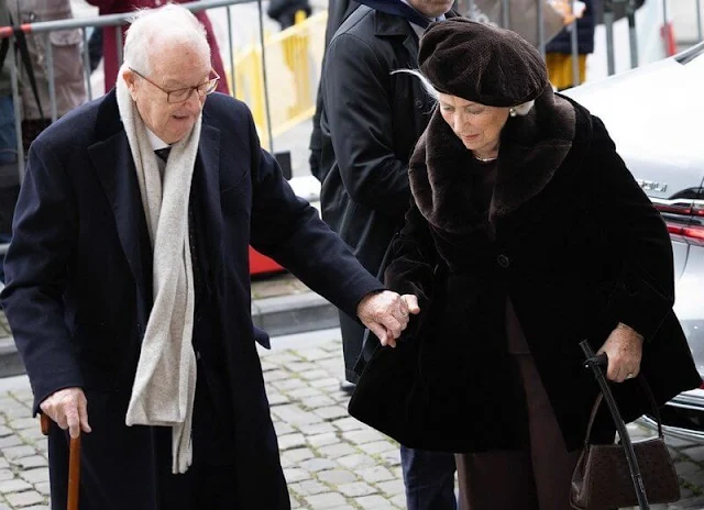 Queen Mathilde, Queen Paola, Prince Laurent, Princess Claire, Prince Guillaume, Princess Sibilla, Princess Delphine