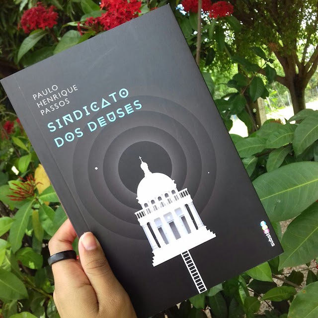 Resenha: Sindicato dos Deuses