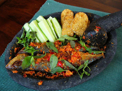 Resep Masakan Cobek Ikan Mas (Jawa Barat)