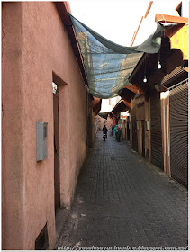 Calle del zoco, todavía despejada