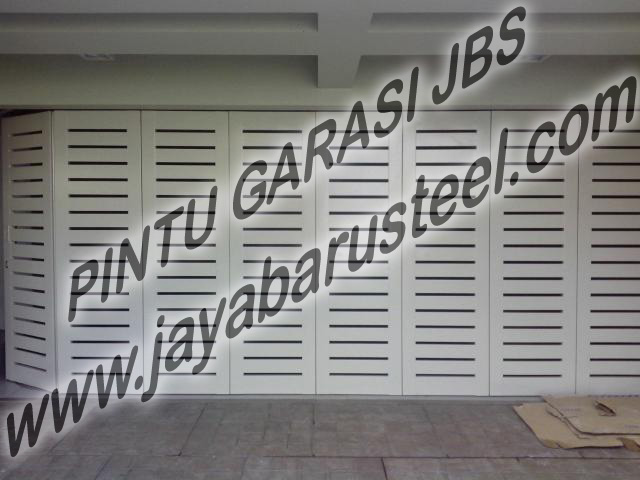  Pintu  Besi  Rumah Surabaya Model  Pintu  Garasi Besi  