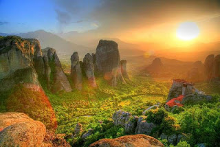 Meteora greece Tempat Teindah Didunia dengan Pemandangan Paling Indah