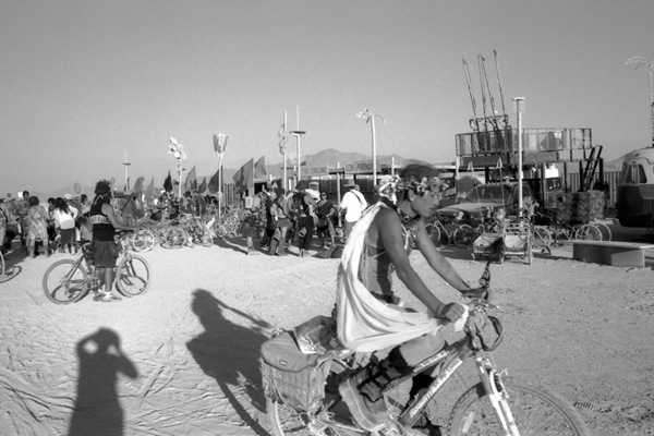 BurningMan_B&W_TMax100_0226