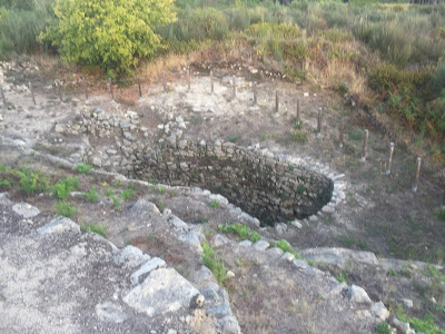 Hispania: San Cibrao de Las hill-fort   by E.V.Pita (2017) LINK: https://archeopolis.blogspot.com/2017/10/hispania-san-cibrao-de-las-hill-fort.html /   Castro de San Cibrao de Las  por E. V. Pita