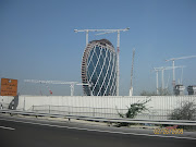 Dubai Pics . Abu Dhabi Pic (disc building on way to abu dhabi)