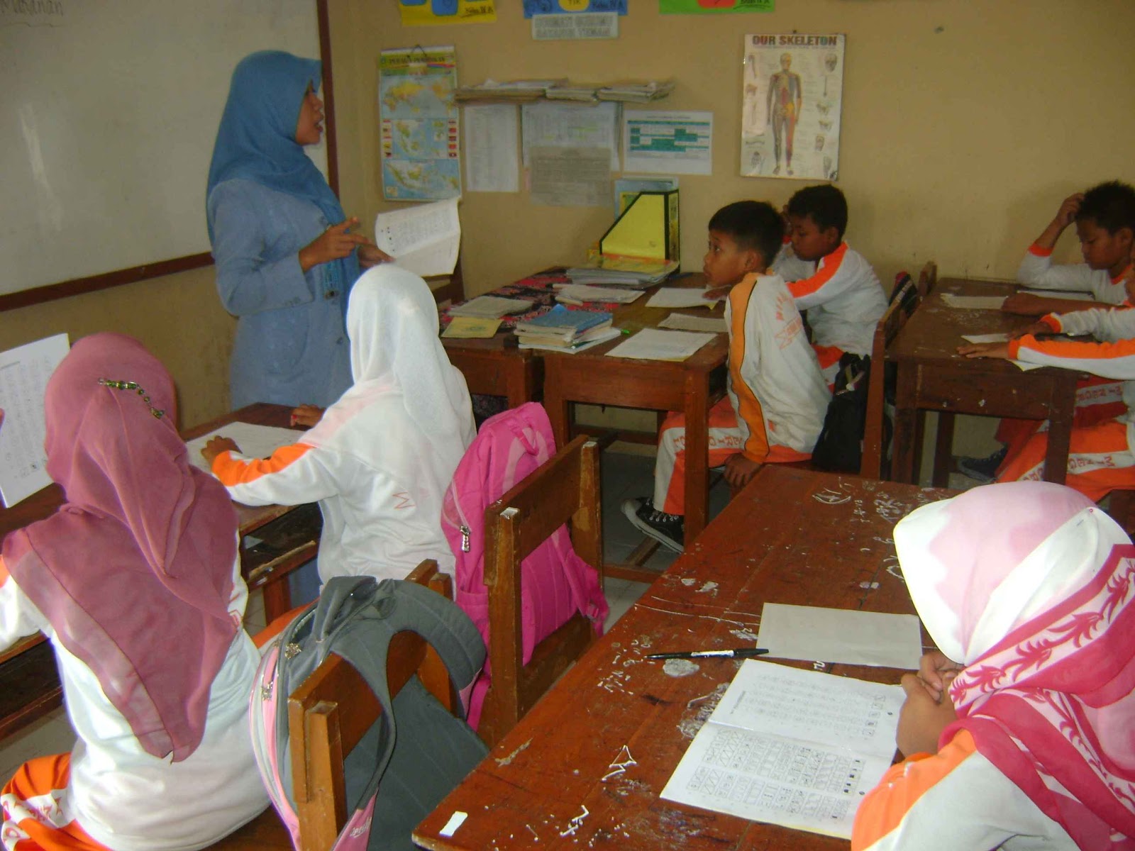 Pagi tadi Sabtu 17 November 2012 MI Negeri Grogol untuk kalipertamanya mengadakan Tes IQ siswa siswinya bekerjasama dengan Lembaga Pengembangan Sumber