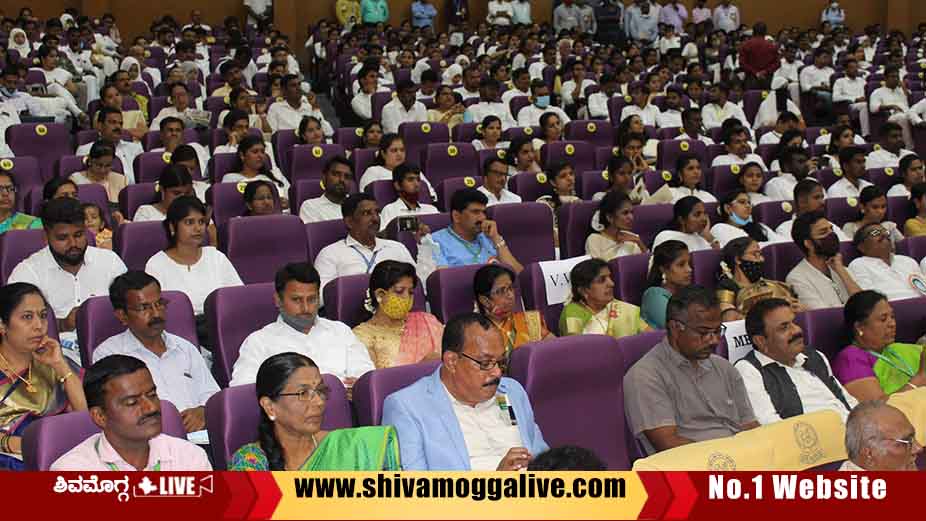 Kuvempu University Convocation