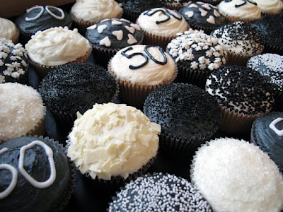 black and white 50th. Here are some of the fab black and white cupcakes we did for Angie's party.