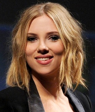 scarlett johansson short hair oscars. Scarlett Johansson Hairstyles