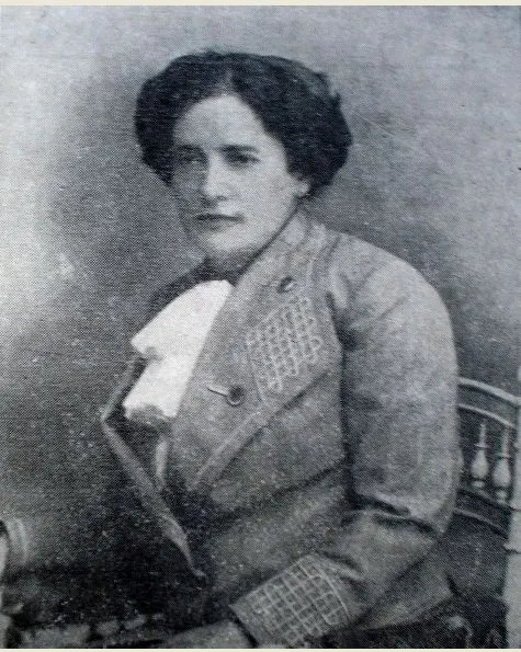 Francisca Júlia na maturidade.