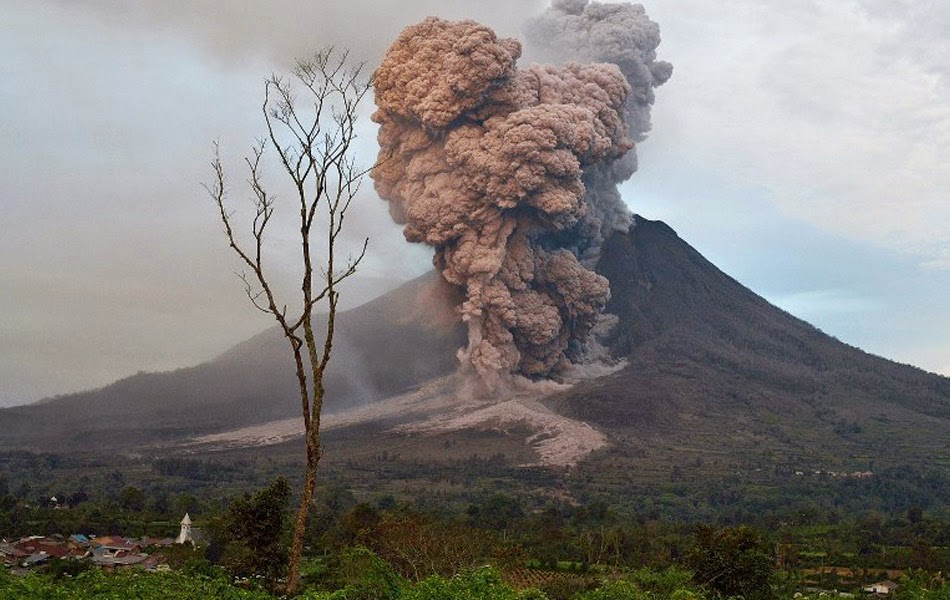 GUNUNG MELETUS Taman Bahasa Indonesia smkn23jkt