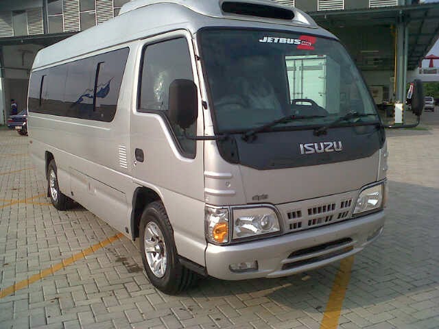 Isuzu Elf Short isi 11