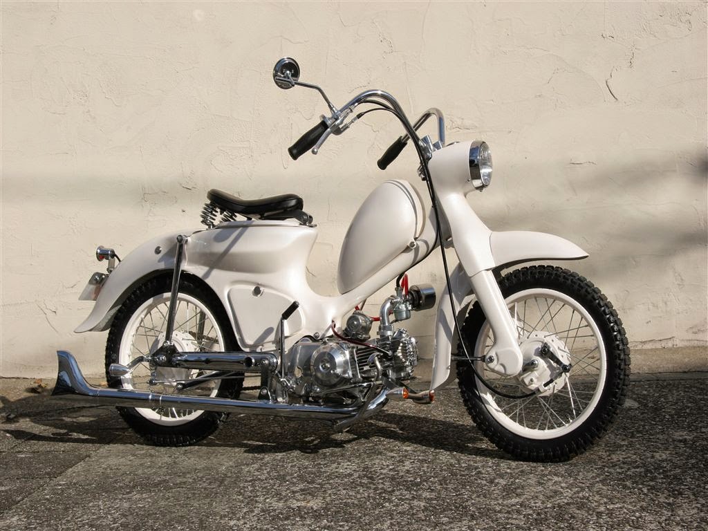 Modifikasi Motor Honda 70 Klasik Elegan