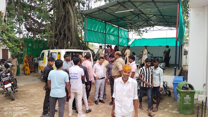 Barabanki: ई-रिक्शा चालक की दबंगई , बस का आगे निकलने से हुआ नाराज, साथियों संग कर दी शिक्षकों और छात्रों की पिटाई