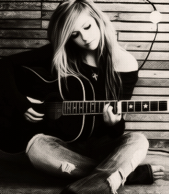 Avril Lavigne - Beautiful Guitarist