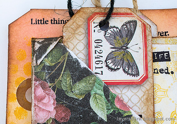 Layers of ink - Folded Tag Book Tutorial by Anna-Karin Evaldsson.