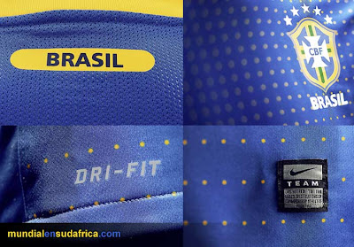 La Camiseta Suplente de Brasil para el Mundial 2010 de Sudáfrica presentada por Robinho