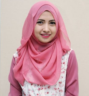 Tips Dan Model Hijab Yang Cocok Untuk Wajah Bulat Agar Tetap Cantik