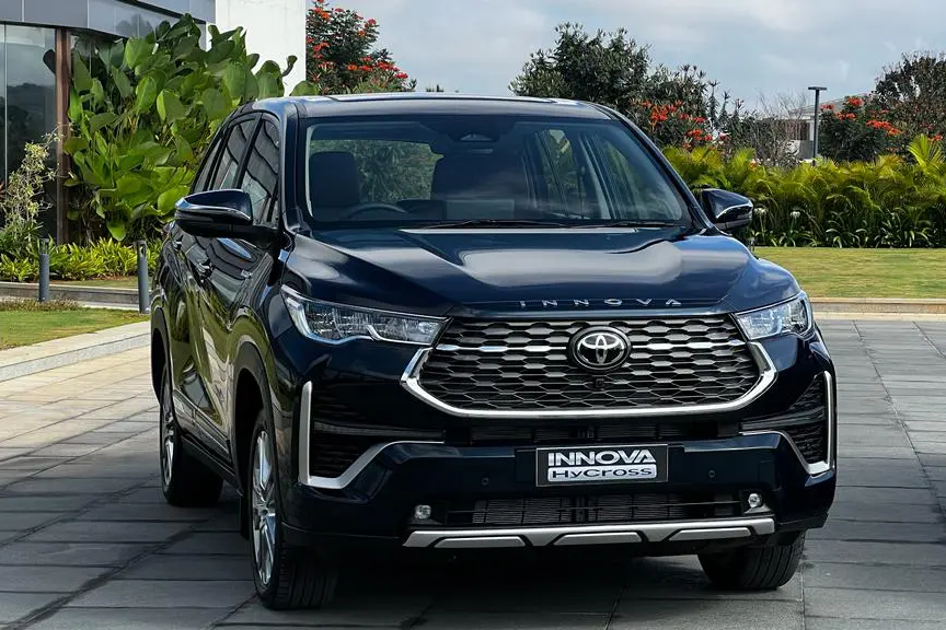 Loạt xe ra mắt Việt Nam tháng 5: Có xe sang, phổ thông, bán tải, giá dự kiến từ hơn 300 triệu <a href=