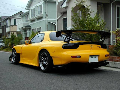 Wide arched rollcaged FD RX7