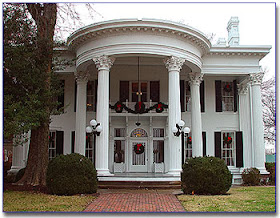 http://www.hellopaducah.com/attractions/whitehaven_a_welcoming_stop_for_history_lovers/199909/