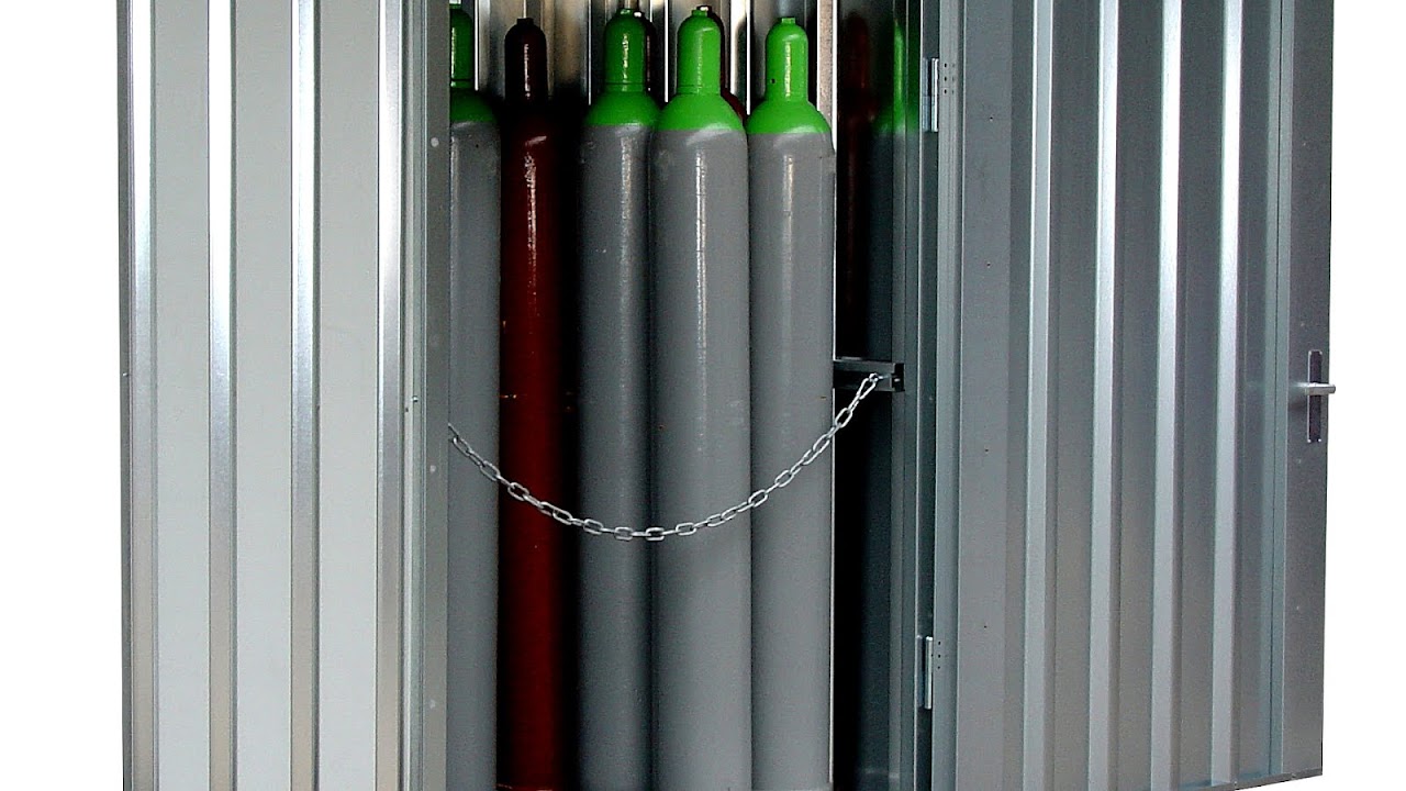 Compressed air energy storage