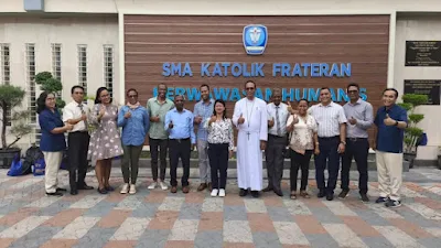 SMAK Frateran Surabaya Beserta Staf dan Jajaran Mengucapkan Selamat Memperingati Hari Kenaikan Yesus Kristus 2025