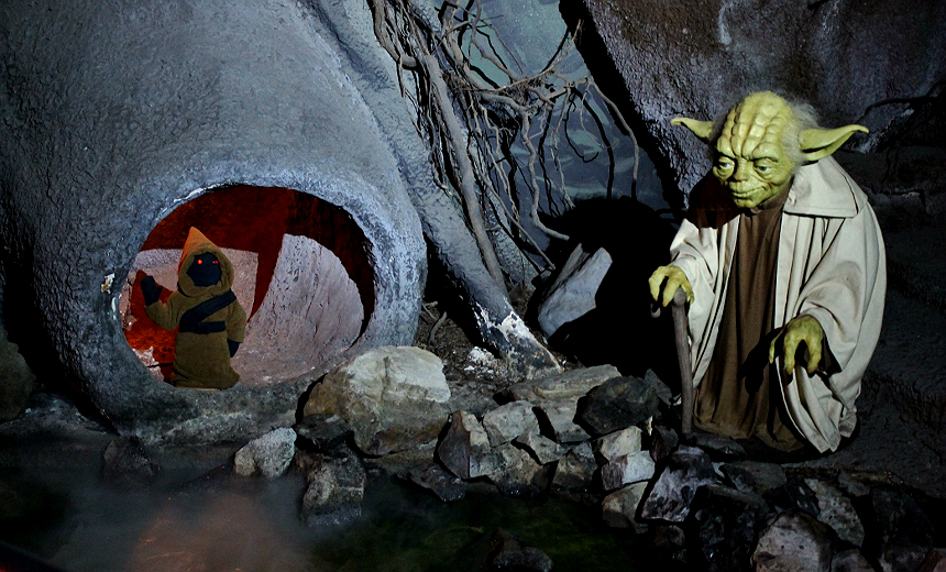 Star Wars, Yoda and Jawa- The Wax Works: Newport, Oregon (Mariner's Square)