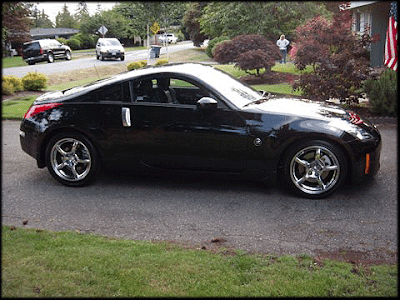 My Nissan 350z has chrome wheels black leather seats and trim 