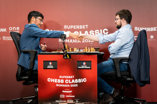 Les grands maîtres d'échecs français Alireza Firouzja et Maxime Vachier-Lagrave - Photo © Lennart Ootes / Grand Chess Tour