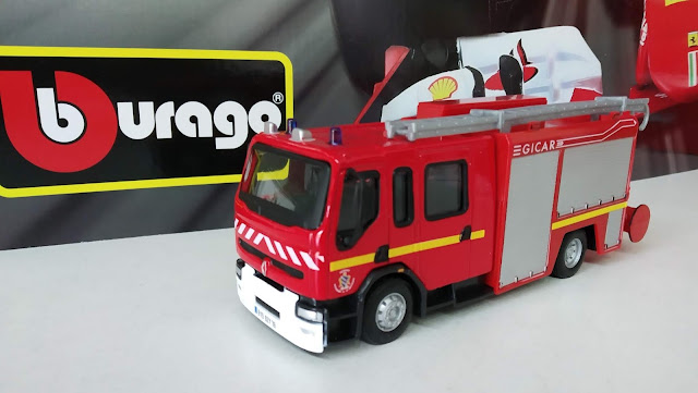 Renault Premium BBurago Emergency