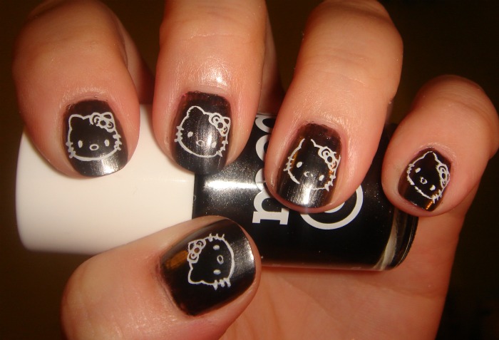 Hello Kitty Nails news