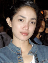 Ussy Sulistiowati 