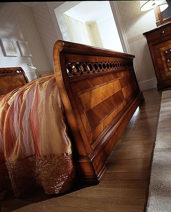 Giường tân cổ điển gỗ tự nhiên