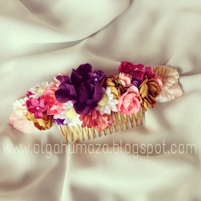 http://olgahumaza.blogspot.com.es/2015/03/e05-tocado-peinecillo-tiara-flores.html