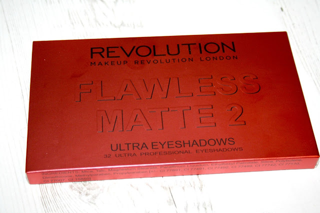 Makeup Revolution Flawless Matte 2