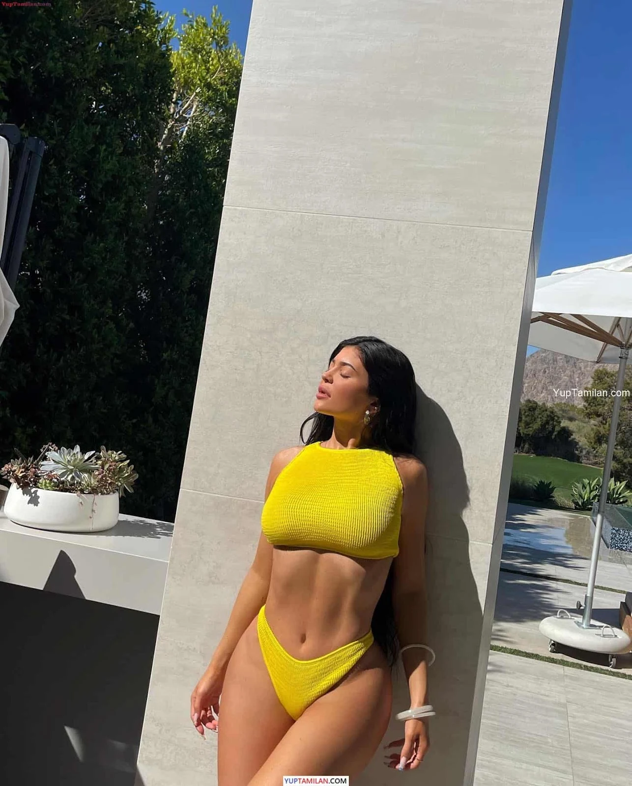 Kylie Jenner Sexy Bikini Photos - Hot Assets Show