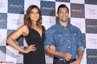 Bipasha Basu with Karan Singh 42.JPG