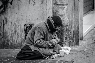 WHO IS ELIGIBLE FOR ZAKAT? WHO CAN RECEIVE ZAKAT?