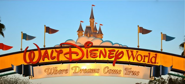 Walt Disney World Resort Entrance Sign