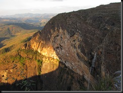 259 - Travessia Lapinha-Tabuleiro - 2o. dia - mirante da cachoeira do Tabuleiro