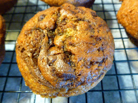 Banana Cinnamon Nutella Swirl Muffins for breakfast in bed or on the go! - Slice of Southern